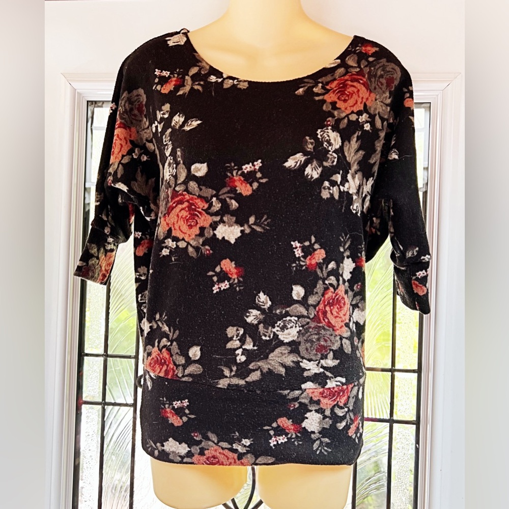 ARDENE - Black & Pink Floral Fluffy Sweater